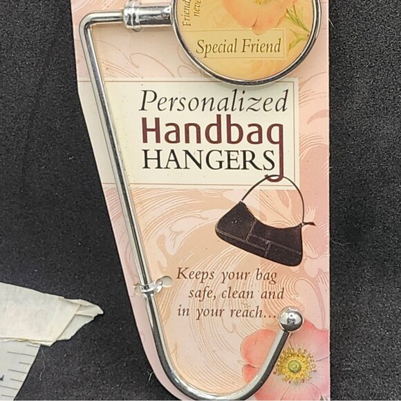 Personalized Handbag Hanger with Floral Design Special Friend - Picture 2 of 6